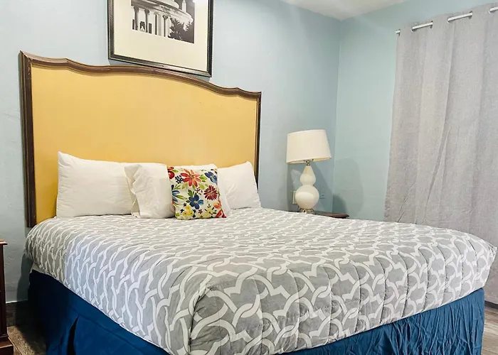 Siesta Inn Sarasota - Indian Beach